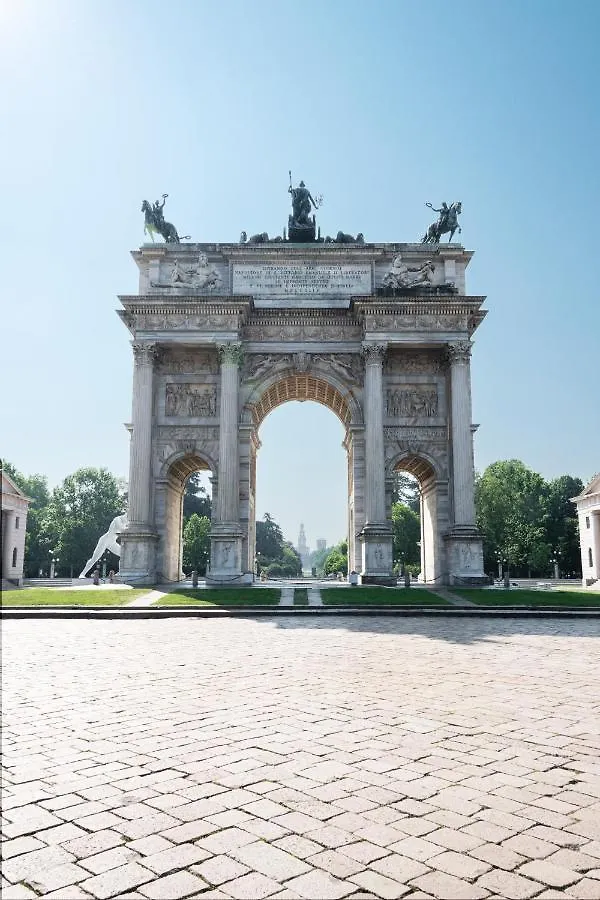 Mokinba Hotels King Milan 4*,  Italy